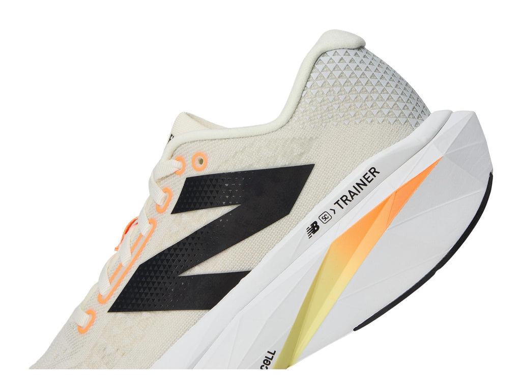 New Balance Women's FuelCell Supercomp Trainer V3