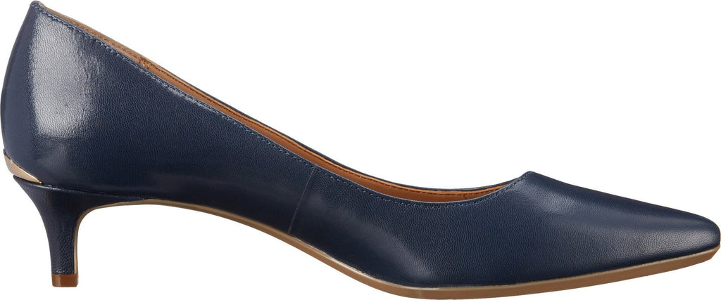 Calvin Klein Women's Gabrianna Classic Dress Pumps